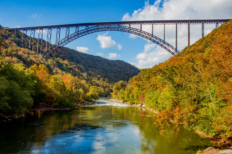 new-river-gorge-bridge-in-autumn
